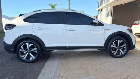 VOLKSWAGEN NIVUS 1.0 200 TSI TOTAL FLEX HIGHLINE AUTOMÁTICO